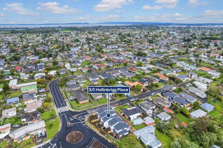 Photo of property in 1c Hollinbrigg Place, Manurewa, Auckland, 2102
