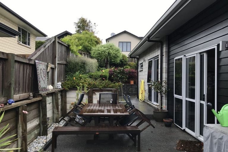 Photo of property in 12 Raddington Way, Huntington, Hamilton, 3210