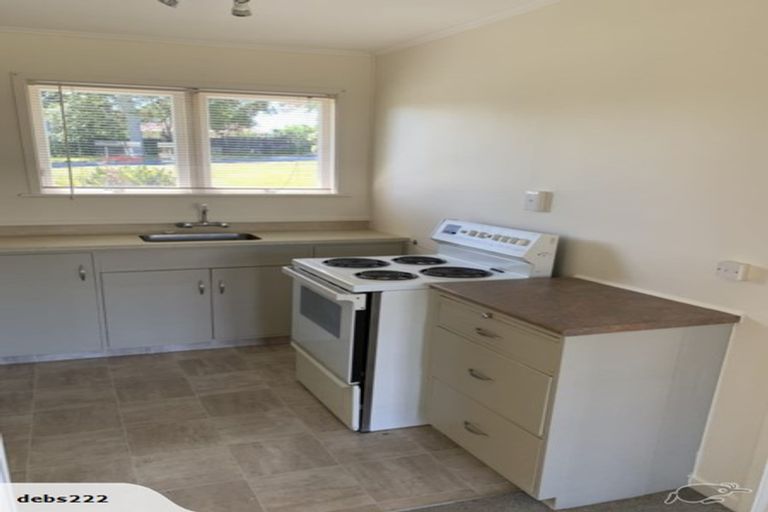 Photo of property in 20 Lake Road, Northcote, Auckland, 0627