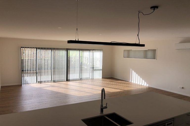 Photo of property in 59 Hayfield Way, Karaka, Papakura, 2113