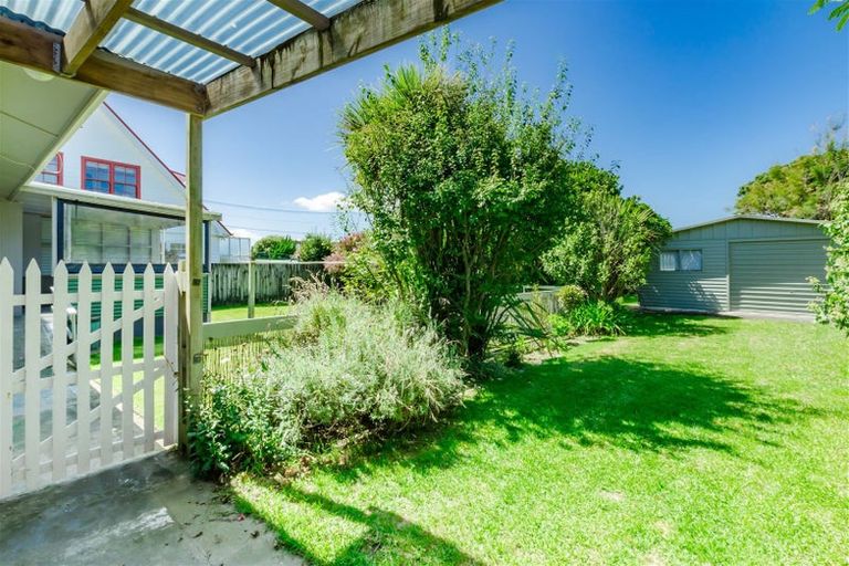 Photo of property in 92 Manly Street, Paraparaumu Beach, Paraparaumu, 5032