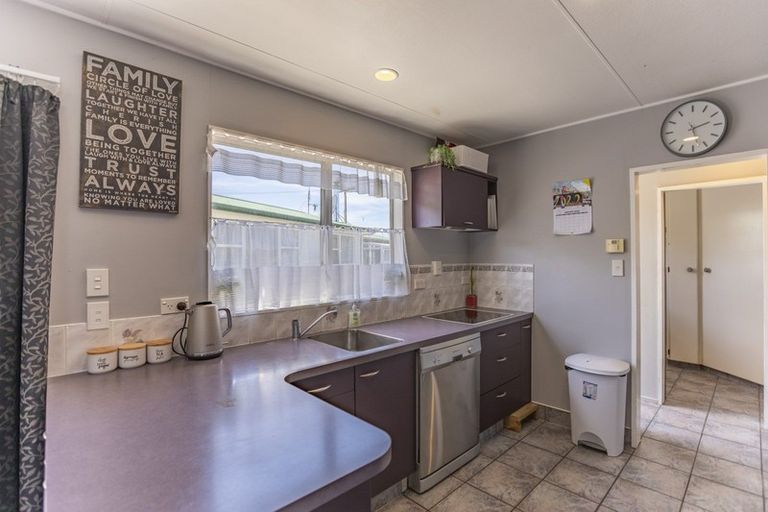 Photo of property in 102 Tavistock Road, Waipukurau, 4200