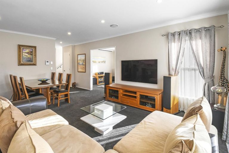 Photo of property in 51 Castlederg Drive, Flat Bush, Auckland, 2019