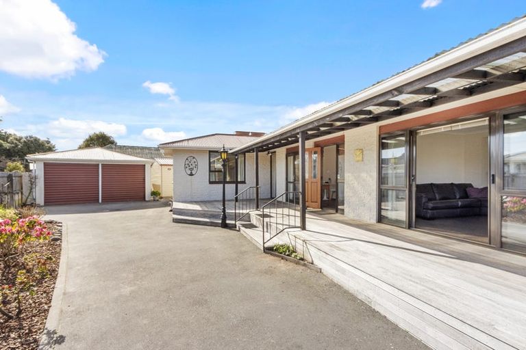Photo of property in 11 Greta Place, Hoon Hay, Christchurch, 8025