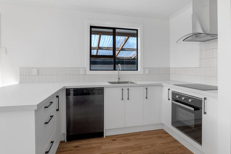 Photo of property in 6 Belmont Street, Avondale, Christchurch, 8061