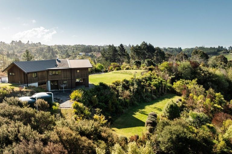 Photo of property in 43 Dawson Road, Upper Moutere, 7173