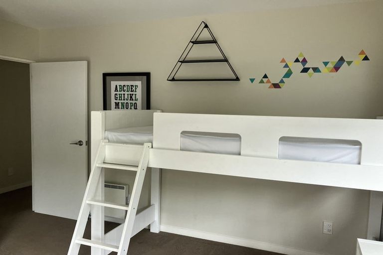 Photo of property in 92 Shakespear Road, Army Bay, Whangaparaoa, 0930