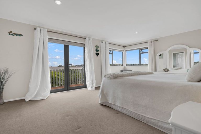 Photo of property in 86 Tiri Road, Tindalls Beach, Whangaparaoa, 0930