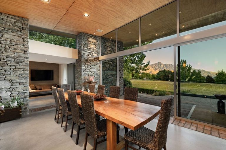 Photo of property in 59 Mountain View Road, Dalefield, Queenstown, 9371