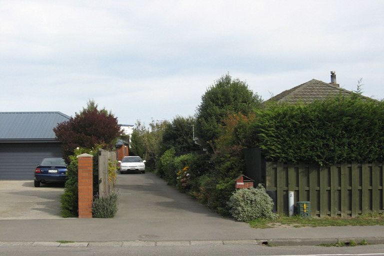 Photo of property in 2/73 Racecourse Road, Sockburn, Christchurch, 8042