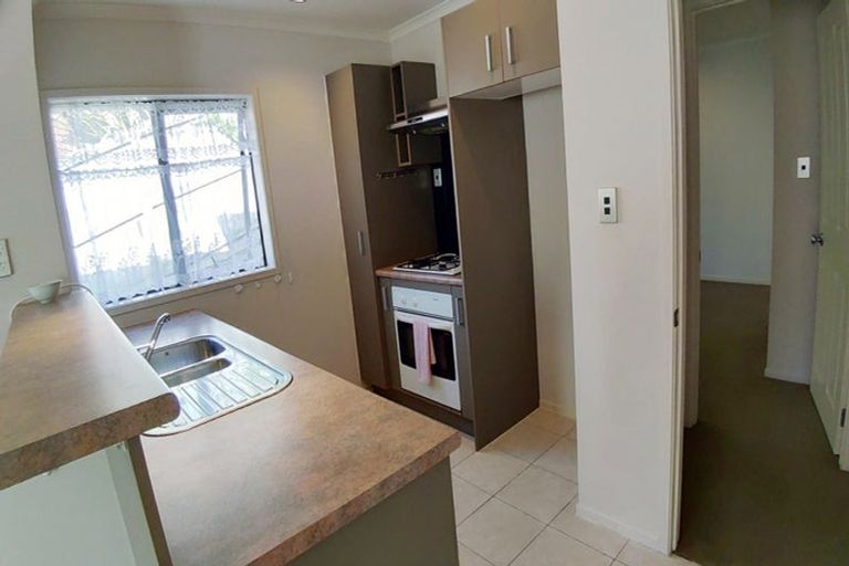 Photo of property in 34 Helen Ryburn Place, Torbay, Auckland, 0630