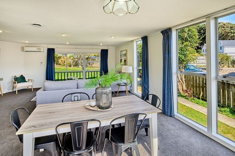 Photo of property in 4 Salem Court, Churton Park, Wellington, 6037