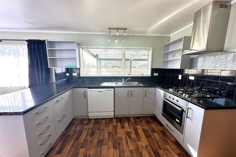 Photo of property in 213 Swarbrick Drive, Te Awamutu, 3800