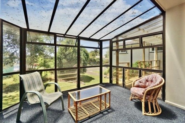 Photo of property in 5 Mountbatten Place, Te Puke, 3119