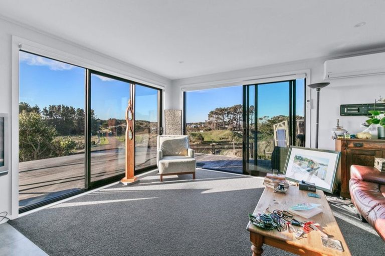 Photo of property in 33 Achilles Avenue, Waitarere Beach, Levin, 5510