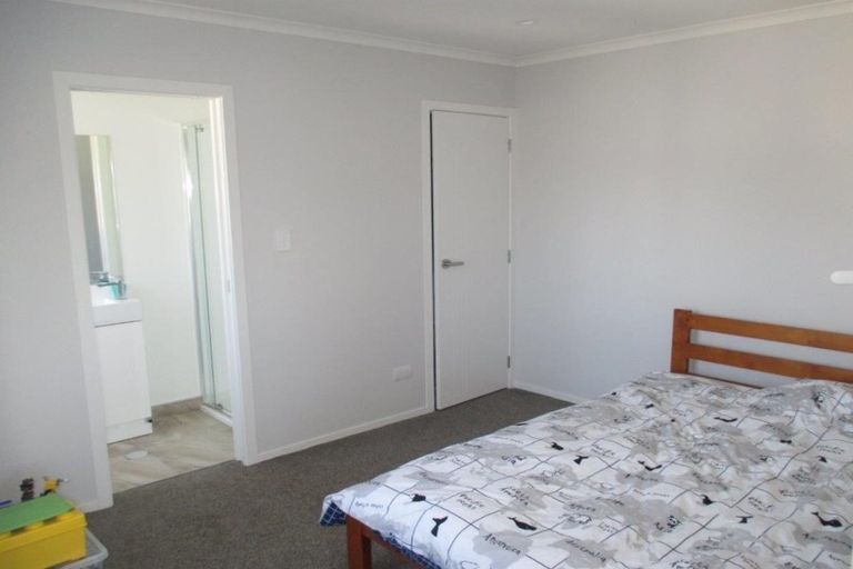 Photo of property in 11u3 Crosher Place, Silverdale, Hamilton, 3216