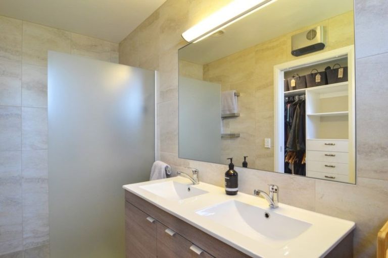 Photo of property in 30 Mckellar Drive, Jacks Point, Queenstown, 9371