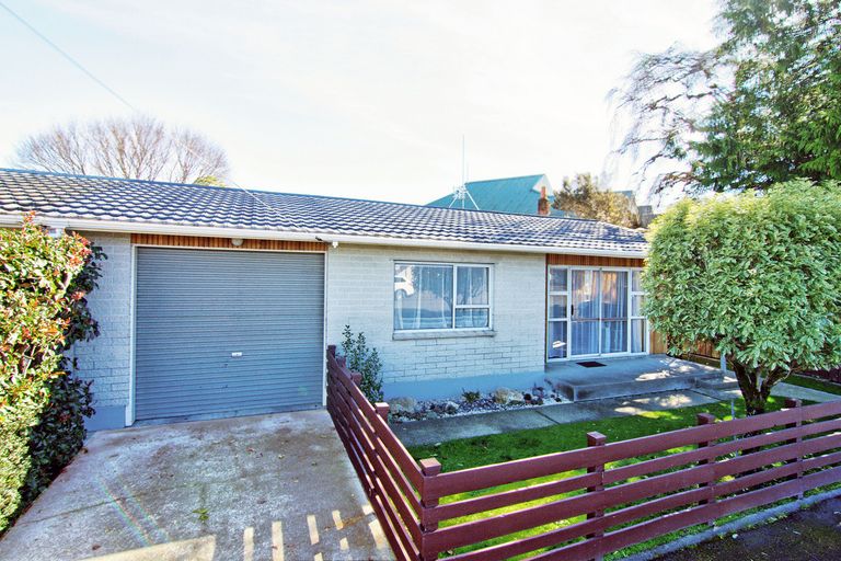 Photo of property in 2 Coradine Street, Masterton, 5810