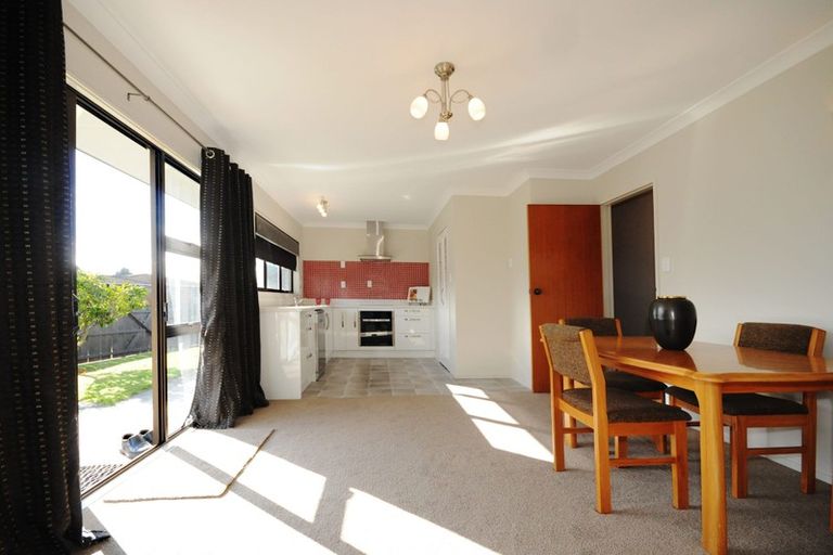 Photo of property in 36 Chester Street, Taradale, Napier, 4112