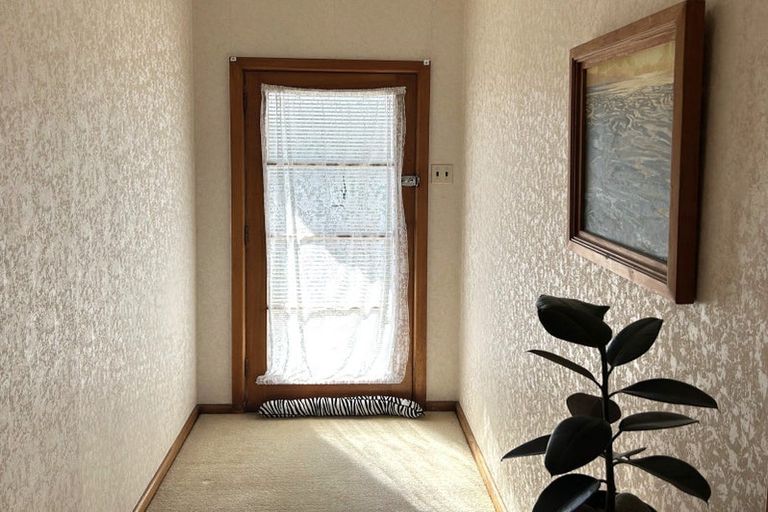 Photo of property in 11 Sandringham Street, Oamaru North, Oamaru, 9400