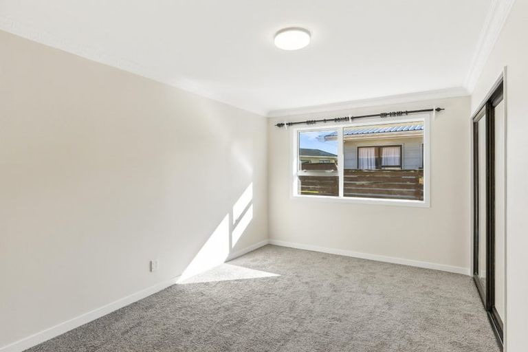 Photo of property in 5 Karaka Street, Otaki Beach, Otaki, 5512