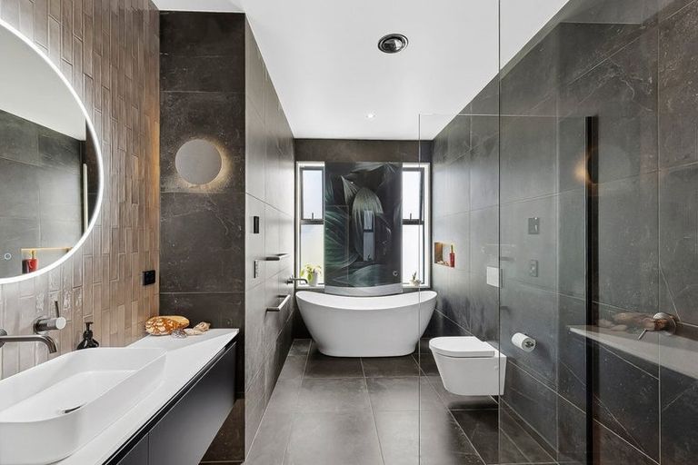 Photo of property in 21a Deans Drive, Wanaka, 9305