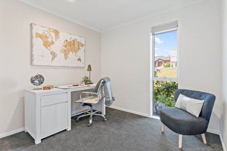 Photo of property in 8 Harriet Johnston Drive, Pokeno, 2402