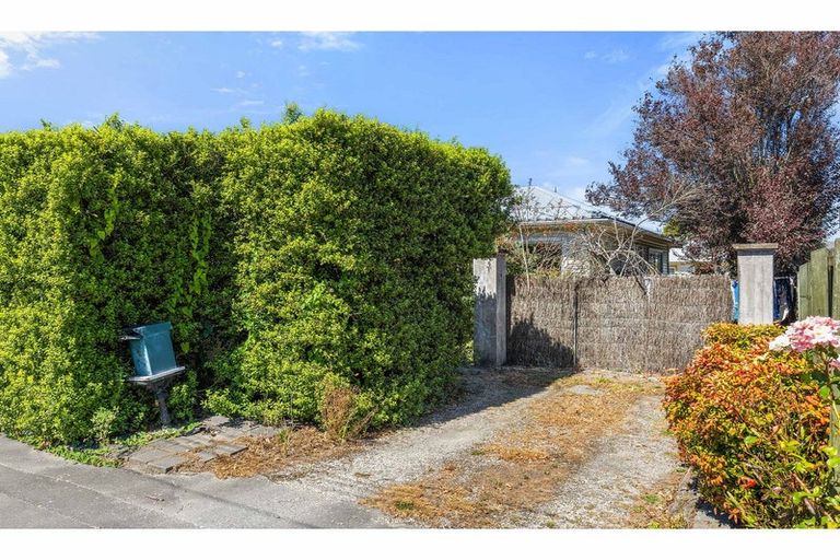 Photo of property in 8 Kahu Road, Riccarton, Christchurch, 8041