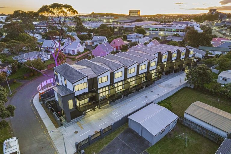 Photo of property in 7/8 Avis Avenue, Papatoetoe, Auckland, 2025