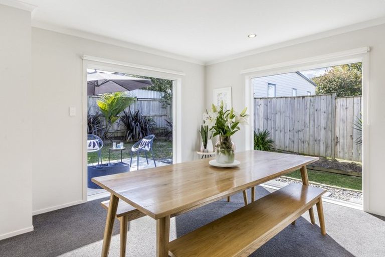 Photo of property in 797c Te Atatu Road, Te Atatu Peninsula, Auckland, 0610
