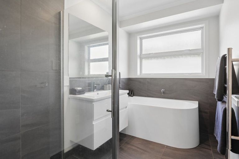 Photo of property in 79 Pakanga Grove, Pyes Pa, Tauranga, 3112