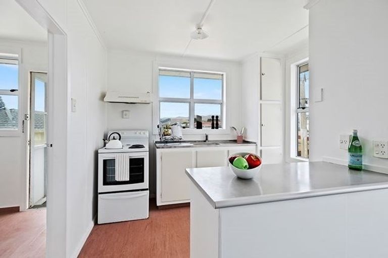 Photo of property in 55 Piko Street, Titahi Bay, Porirua, 5022