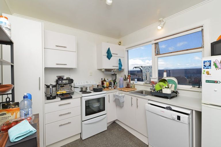 Photo of property in 28a Alexandra Road, Hataitai, Wellington, 6021