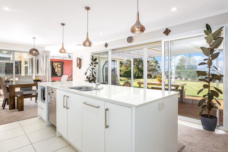 Photo of property in 1 Lindis Lane, Kelson, Lower Hutt, 5010