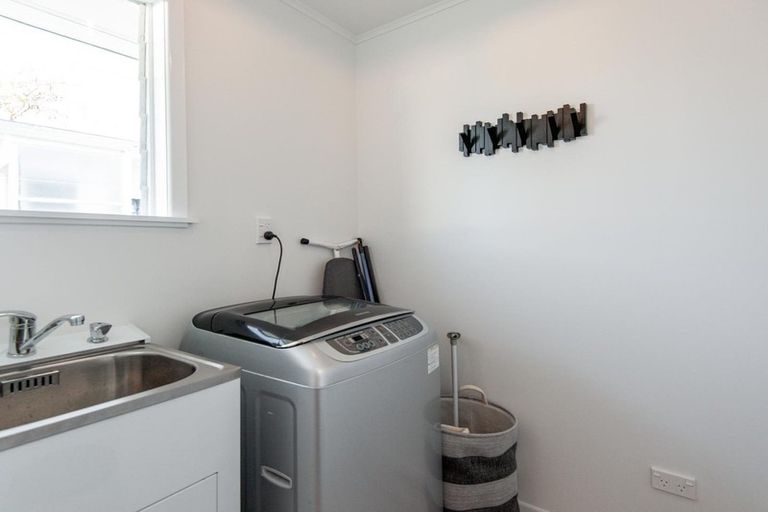 Photo of property in 2 Given Street, Havelock North, 4130