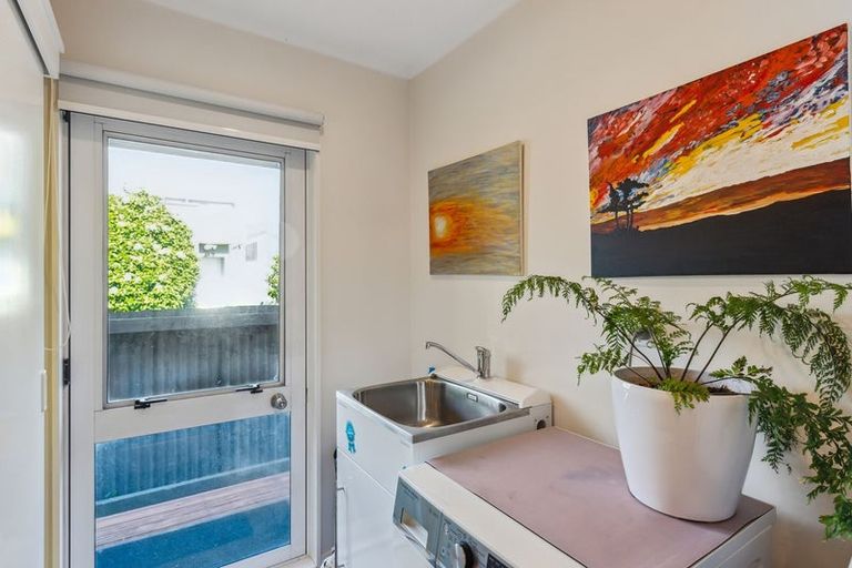 Photo of property in 22a Kapiti Road, Paraparaumu, 5032