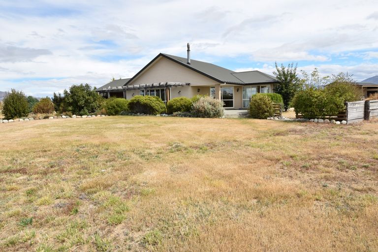 Photo of property in 40 Temple Drive, Twizel, 7901