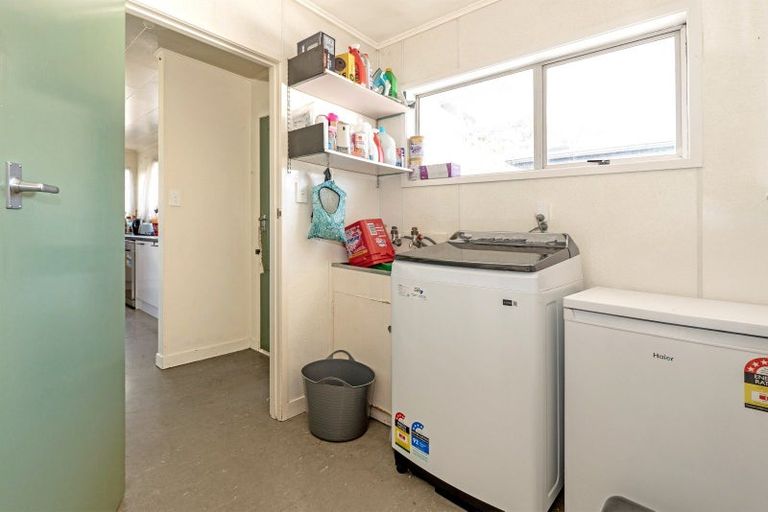 Photo of property in 35 Wellington Street, Te Hapara, Gisborne, 4010
