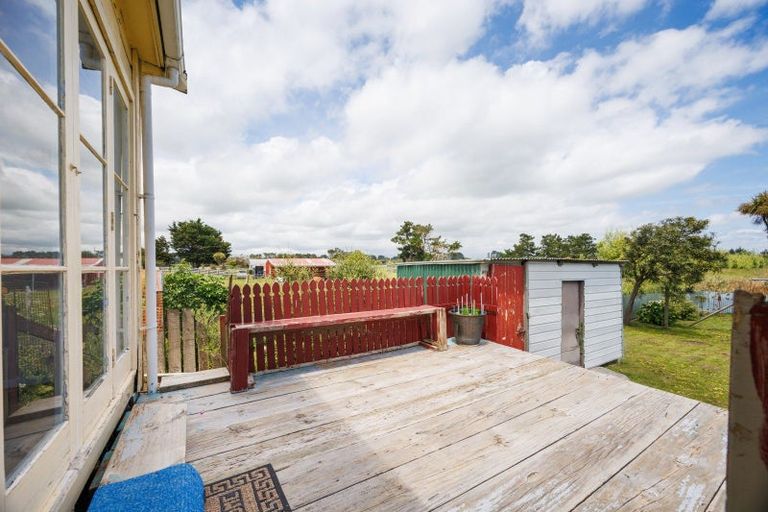 Photo of property in 88 Avenue Road, Foxton, 4814