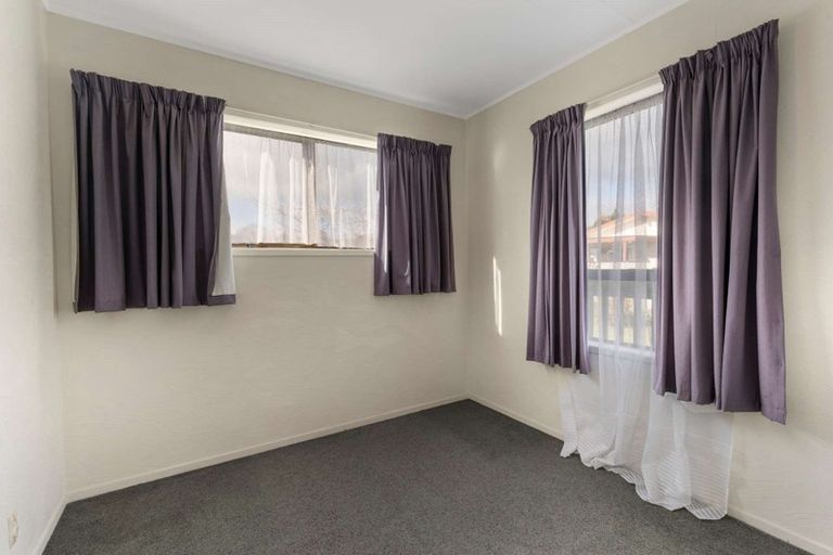Photo of property in 15 Dickens Street, Owhata, Rotorua, 3010