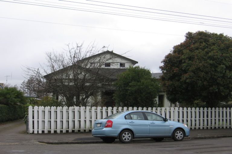 Photo of property in 132 Cole Street, Masterton, 5810