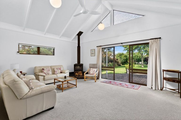 Photo of property in 19 Durham Drive, Havelock North, 4130