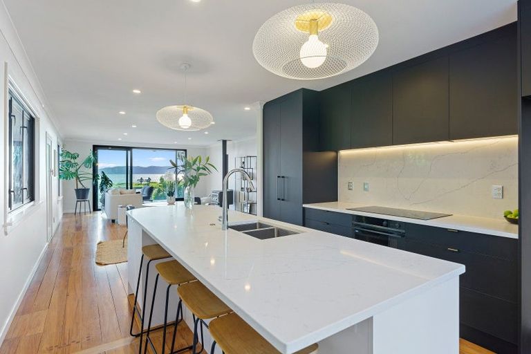 Photo of property in 79 Marine Parade, Paraparaumu Beach, Paraparaumu, 5032