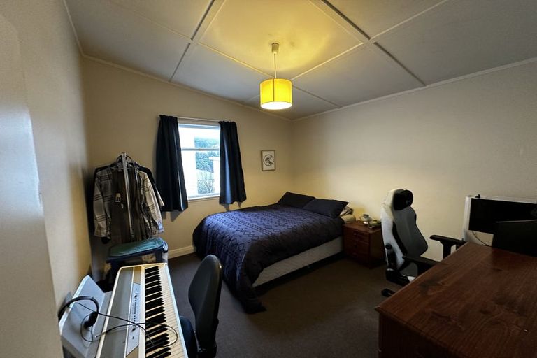 Photo of property in 22 Tamar Street, Island Bay, Wellington, 6023