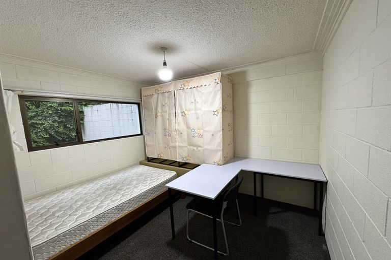 Photo of property in 100 London Street, Dunedin Central, Dunedin, 9016
