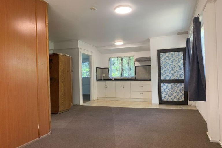 Photo of property in 4/20 Reid Road, New Lynn, Auckland, 0600