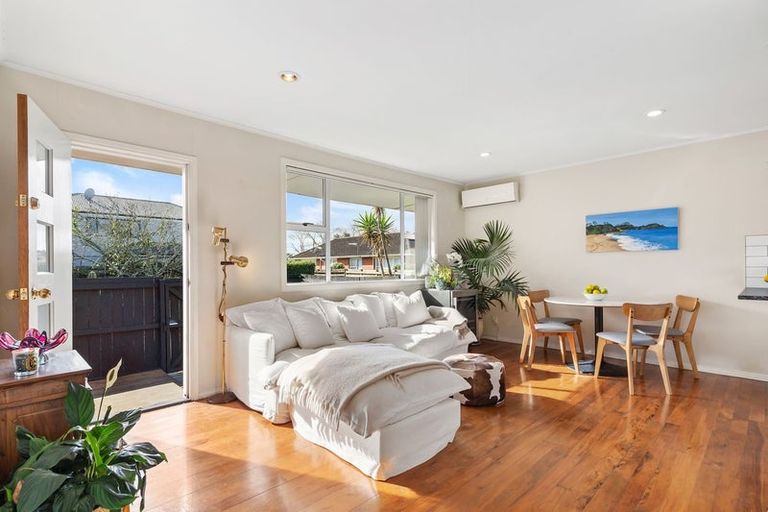 Photo of property in 1/53 Pakuranga Road, Pakuranga, Auckland, 2010