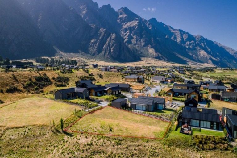 Photo of property in 3 Wanderer Lane, Jacks Point, Queenstown, 9371