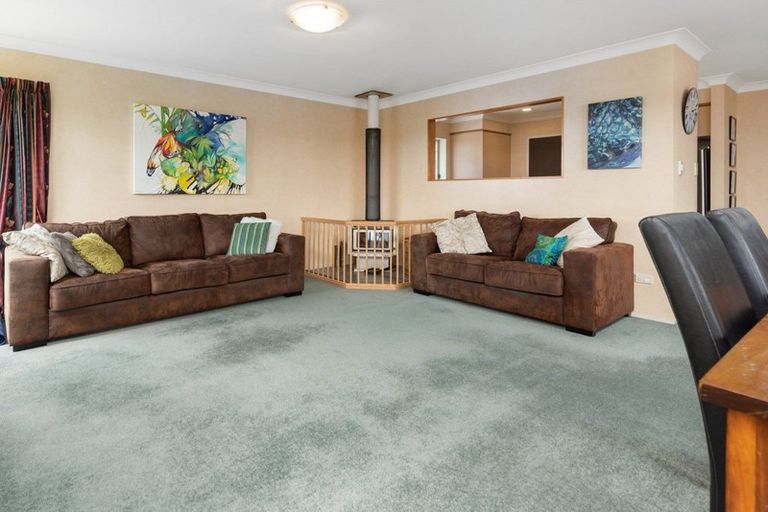 Photo of property in 71 James Cook Drive, Welcome Bay, Tauranga, 3112