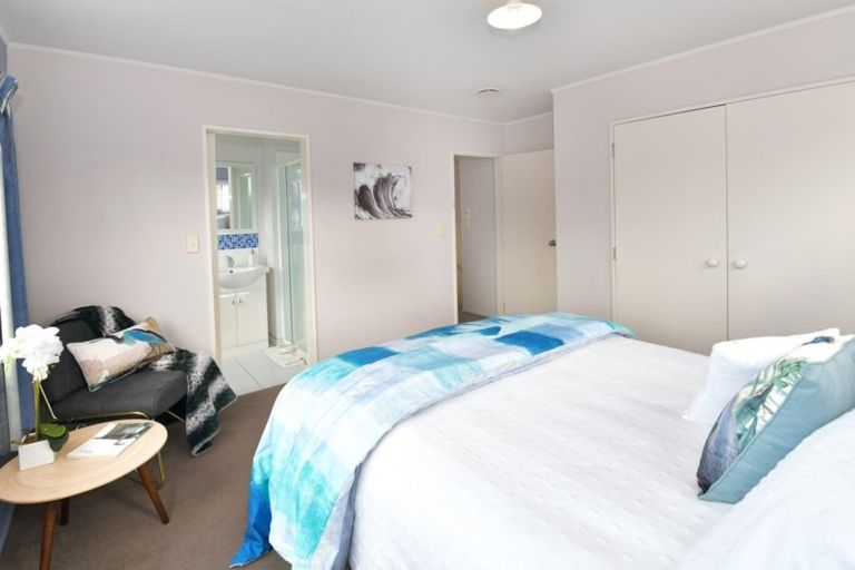 Photo of property in 3 Logan Lane, Stanmore Bay, Whangaparaoa, 0932